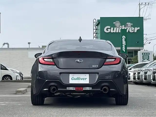 スバル ＢＲＺ S 福岡県 2022(令4)年 1.2万km マグネタイトグレーメタリック 社外7型SDナビ(フルセグTV/CD/DVD/BT)バックカメラクルコンETCシートヒーターUSB純正フロアマット純正LED純正アルミホイールプッシュスタートスマートキー