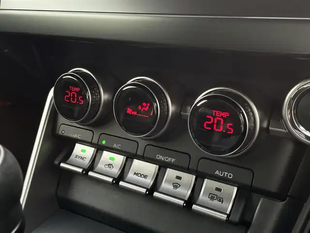 スバル ＢＲＺ S 福岡県 2022(令4)年 1.2万km マグネタイトグレーメタリック 社外7型SDナビ(フルセグTV/CD/DVD/BT)バックカメラクルコンETCシートヒーターUSB純正フロアマット純正LED純正アルミホイールプッシュスタートスマートキー
