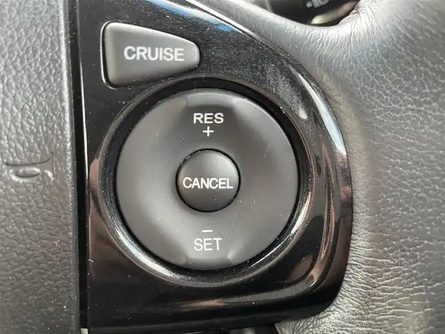 ホンダ Ｎ ＯＮＥ プレミアム ツアラー Lパッケージ 熊本県 2013(平25)年 5.7万km プレミアムホワイトパール ワンオーナー/プッシュスタート/社外ナビ/バックカメラ/ETC/ドライブレコーダー/純正15インチAW/クルーズコントロール/パドルシフト/ディスチャージヘッドライト/オートライト/フォグライト/横滑り防止装置/ウィンカーミラー/フロアマット/ドアバイザー/新車保証書/取扱説明書/スマートスペアキー×1本