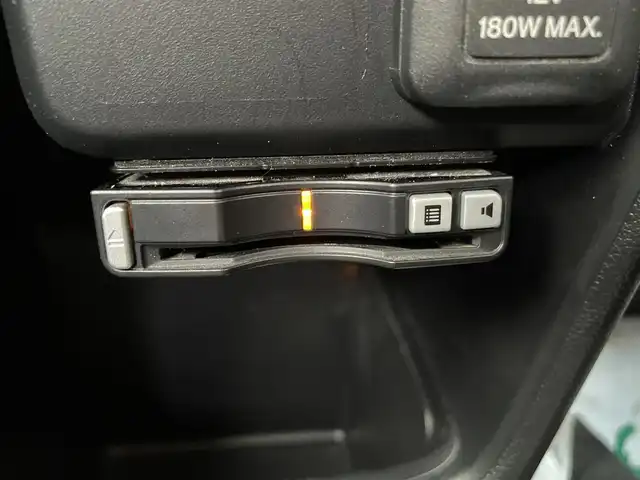 ホンダ Ｎ ＯＮＥ プレミアム ツアラー Lパッケージ 熊本県 2013(平25)年 5.7万km プレミアムホワイトパール ワンオーナー/プッシュスタート/社外ナビ/バックカメラ/ETC/ドライブレコーダー/純正15インチAW/クルーズコントロール/パドルシフト/ディスチャージヘッドライト/オートライト/フォグライト/横滑り防止装置/ウィンカーミラー/フロアマット/ドアバイザー/新車保証書/取扱説明書/スマートスペアキー×1本