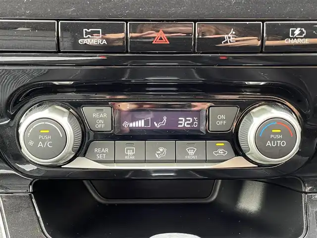 日産 セレナ e－パワー ハイウェイスター V 島根県 2020(令2)年 6.6万km ブリリアントホワイトパール 登録時走行距離　66040km/取扱い説明書/純正ナビ/(Bluetooth/フルセグテレビ/AM/FM/USB/CD/DVD)/フリップダウンモニター/全周囲カメラ/クルーズコントロール/WAC/両側パワースライドドア/ブラインドスポットモニター/コーナーセンサー/横滑り防止/レーンキープアシスト/衝突軽減ブレーキ