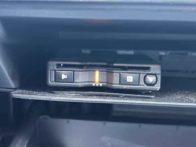 ダイハツ タフト G ターボ 秋田県 2020(令2)年 6.7万km レモンスカッシュクリスタルM 純正メモリナビ/純正BT、CD、DVD、TV/純正15インチAW/前後コーナーセンサー/４WD/スペアキー/保証書、取説