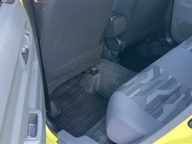 ダイハツ タフト G ターボ 秋田県 2020(令2)年 6.7万km レモンスカッシュクリスタルM 純正メモリナビ/純正BT、CD、DVD、TV/純正15インチAW/前後コーナーセンサー/４WD/スペアキー/保証書、取説