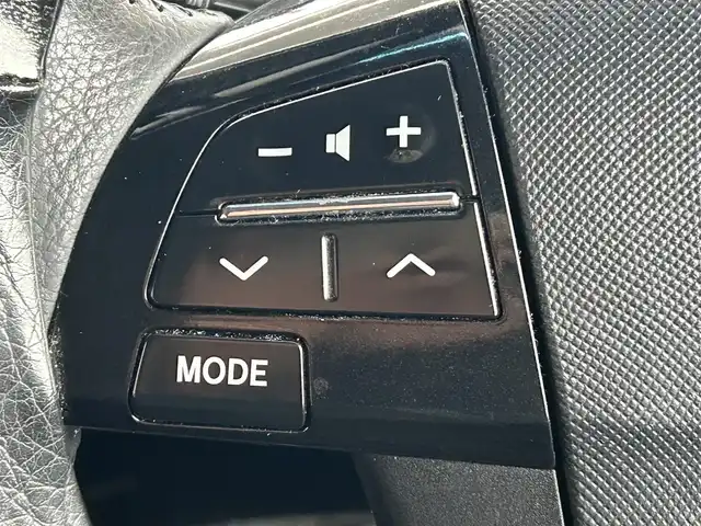 トヨタ エスティマ アエラス 茨城県 2012(平24)年 7.4万km ホワイトパールクリスタルシャイン 純正ナビ(NHZN-X62G)/(FM/AM/Bluetooth/TV/CD/DVD)/バックカメラ/フリップダウンモニター/両側パワースライドドア/クルーズコントロール/ETC/オットマン(2列目)/ドライブレコーダー(前後)/スペアキー/オートライト/純正AW