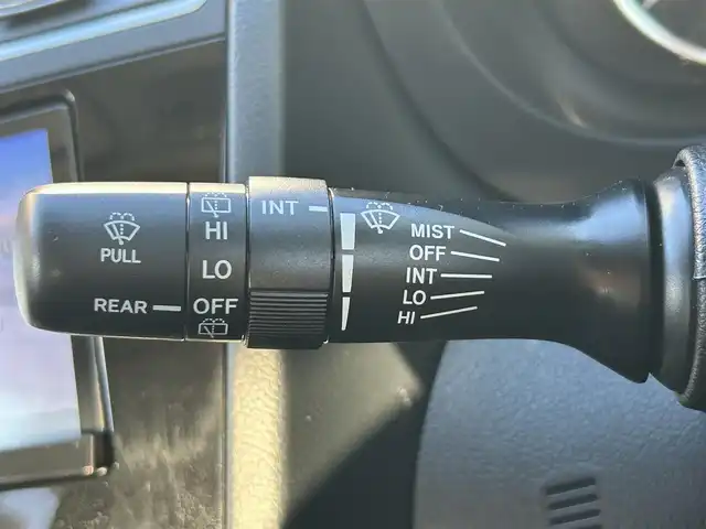 スバル インプレッサ スポーツ 1．6i－L 大阪府 2015(平27)年 8.4万km クリスタルホワイトP 純正ナビ/BTオーディオ/フルセグテレビ/CD/DVD/バックカメラ/ETC/前後ドライブレコーダー/純正15インチAW/純正フロアマット/純正ドアバイザー/フォグランプ/スマートキープッシュスタート/スペアキー