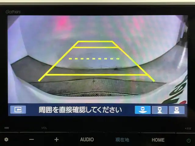 ホンダ フリード AIR 道央・札幌 2024(令6)年 0.8万km プラチナホワイトパール ・４WD/・寒冷地仕様/・ギャザーズ８インチメモリーナビ/　BT/USB/フルセグTV/・バックカメラ/・ETC/・ホンダセンシング/・衝突被害軽減ブレーキ/・レーンキープアシスト/・クリアランスソナー/・オートブレーキホールド/・レーダークルーズコントロール/・横滑り防止装置/・ABS/・両側パワースライドドア/・D+N席シートヒーター/・２列目サンシェード/・ワイパーデアイサー/・ミラーヒーター/・LEDヘッドライト/・オートライト/・純正フロアマット/・スマートキー/・保証書