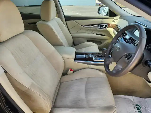 日産 フーガ 250GT Aパッケージ 茨城県 2016(平28)年 4.7万km スーパーブラック ワンオーナー/純正8型ナビ/フルセグTV/アラウンドビューモニター/ビルトインETC/ドライブレコーダー/クルーズコントロール/LEDヘッドランプ/オートライト/オートエアコン/革巻きステアリング/ステアリングスイッチ/純正ベージュシート/前席パワーシート/純正18インチアルミホイール/スマートキー/プッシュエンジンスターター/禁煙車