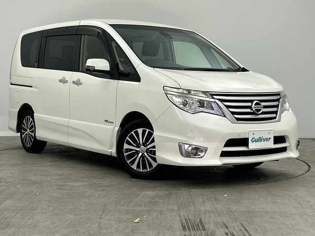 日産 セレナ HWS S HV Vセレ +SeftyⅡ 三重県 2015(平27)年 1.6万km ブリリアントホワイトパール /禁煙車//純正8インチSDナビ MM515D-L//アラウンドビューモニター//純正フリップダウンモニター//両側電動スライドドア//エマージェンシーブレーキ//衝突軽減ブレーキ//レーンキープアシスト//クルーズコントロール//前後コーナーセンサー//純正ビルトインETC//LED//オートライト//フォグランプ//純正フロアマット//プッシュスタート//スマートキー//スペアスマートキー