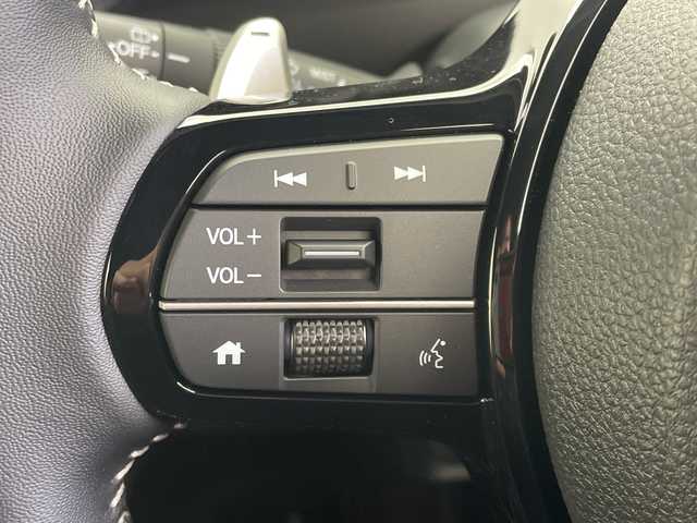 ホンダ Ｎ ＢＯＸ カスタム ターボ コーディネートS 愛知県 2025(令7)年 0.1千km プラチナホワイトパール 届出済未使用車/登録時76キロ/純正9型ナビ/・フルセグTV/・CD・DVD/・Bluetooth/ステアリングスイッチ/バックカメラ/前席シートヒーター/両側電動スライドドア/純正フロアマット/コーナーセンサー/純正LEDヘッドライト/ホンダセンシング/・衝突軽減ブレーキ（CTBS/・先行車発信お知らせ/・路外逸脱抑制機能/・標識認識機能/・渋滞追従機能付きアダプティブクルーズコントロール/・車線維持支援システム（LKAS/・誤発進・誤後退抑制機能/・近距離衝突軽減ブレーキ/・急アクセル抑制機能/・オートハイビーム