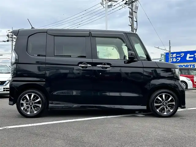 車両画像16