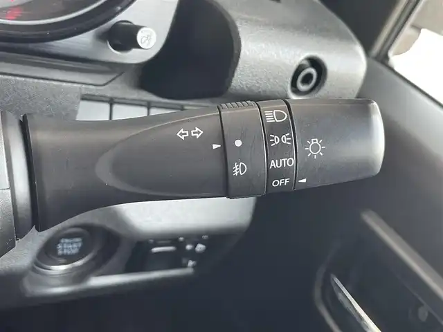 スズキ ジムニー XC 茨城県 2018(平30)年 3.8万km ジャングルグリーン 純正８型ナビ　/フルセグＴＶ/Ｂｌｕｅｔｏｏｔｈ/ＵＳＢ/バックカメラ/純正ドラレコナビ連動　/シートヒーター　/衝突軽減装置/盗難防止装置/横滑り防止装置　/クルーズコントロール　/レーンアラート　/ヘッドライトウォッシャー　/保証書/取扱説明書/ＥＴＣ　