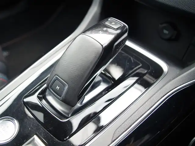 プジョー ３０８ 埼玉県 2020(令2)年 5.6万km 紺 特別仕様車/ブラックハーフレザーシート/アダプティブクルーズコントロール/全周囲カメラ/ブラインドスポットモニター/パークセンサー/レーンキープアシスト/androidauto/Bluetooth/ETC/ドラレコ/横滑り防止装置