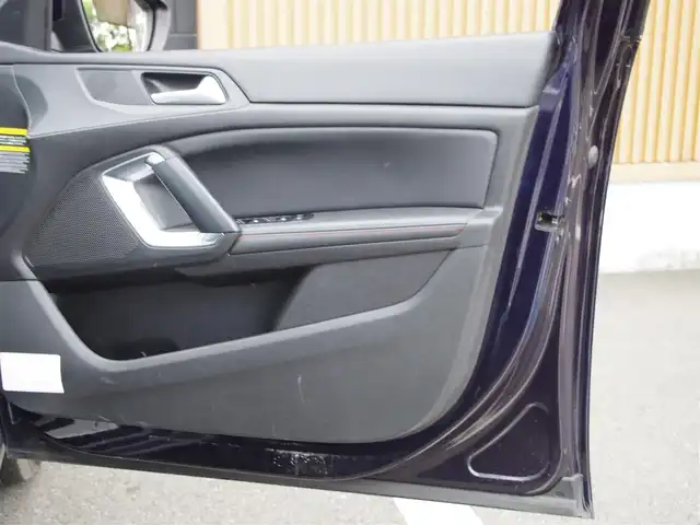 プジョー ３０８ 埼玉県 2020(令2)年 5.6万km 紺 特別仕様車/ブラックハーフレザーシート/アダプティブクルーズコントロール/全周囲カメラ/ブラインドスポットモニター/パークセンサー/レーンキープアシスト/androidauto/Bluetooth/ETC/ドラレコ/横滑り防止装置