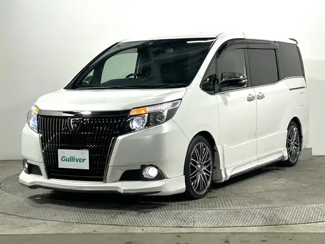 トヨタ エスクァイア Gi ブラックテーラード 大阪府 2016(平28)年 4.6万km ホワイトパールクリスタルシャイン 社外エアロ RAYS18incAW 黒革シート ALPINE10incナビ(フルセグ/DVD再生/Bluetooth) バックカメラ ETC 衝突軽減 クルコン トヨタセーフティセンス ドラレコ