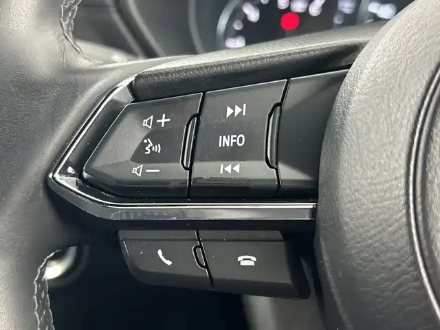 マツダ ＣＸ－５ XD エクスクルーシブモード 愛知県 2019(平31)年 6.6万km スノーフレイクホワイトパールマイカ 禁煙車/ディーゼル/ターボ/純正7インチナビ/（AM/FM/Bluetooth/フルセグTV/CD/DVD/USB)/全方位カメラ/BOSEサウンド/デジタルインナーミラー/i-ACTIVESENSE/・衝突軽減ブレーキ/・レーダークルーズコントロール/・クリアランスソナー/・ブラインドスポットモニター/・レーンキープアシスト/・オートマチックハイビーム/・誤発進抑制機能/ヘッドアップディスプレイ/ETC/本革シート/シートヒーター/シートベンチレーション/パワーシート/メモリシート/パワーバックドア/純正19インチアルミホイール/スマートキー/プッシュスタート/スペアキー有/LEDヘッドライト/オートライト/アイドリングストップ/横滑り防止装置/電子パーキングブレーキ/オートホールド
