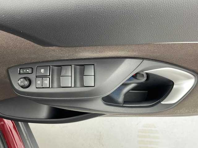 トヨタ ヤリスクロス ハイブリッド Z 岐阜県 2020(令2)年 3万km センシュアルレッドマイカ 純正ナビ(AM/FM/USB/BT/フルACP/AAAA)/トヨタセーフティセンス/・LTA/・PCS/・PKSB/・RSA/・BSM/・クリアランスソナー/・レーダークルーズコントロール/ドライブレコーダー/ビルトインETC/LEDヘッドライト/オートハイビーム/D＋N席シートヒーター/D席パワーシート/電装パーキングブレーキ/オートホールド/ハーフレザーシート/パワーバックドア/サイドバイザー/純正フロアマット/