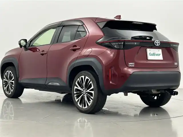 トヨタ ヤリスクロス ハイブリッド Z 熊本県 2020(令2)年 3万km センシュアルレッドマイカ 純正ナビ(AM/FM/USB/BT/フルACP/AAAA)/トヨタセーフティセンス/・LTA/・PCS/・PKSB/・RSA/・BSM/・クリアランスソナー/・レーダークルーズコントロール/ドライブレコーダー/ビルトインETC/LEDヘッドライト/オートハイビーム/D＋N席シートヒーター/D席パワーシート/電装パーキングブレーキ/オートホールド/ハーフレザーシート/パワーバックドア/サイドバイザー/純正フロアマット