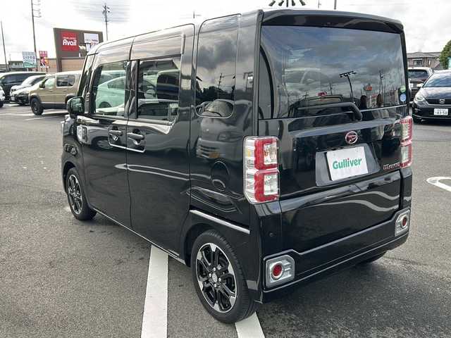 ダイハツ ウェイク G ターボ リミテッド SAⅢ 岐阜県 2019(令1)年 0.6万km ブラックマイカメタリック 登録時5852km/社外8インチナビ/フルセグテレビ/Bluetooth/サイドアンダーミラー/全方位カメラ/両側パワースライドドア/純正アルミホイール/コーナーセンサー/シートヒーター/プッシュスタート/スマートキー/革巻きステアリング/ドアバイザー