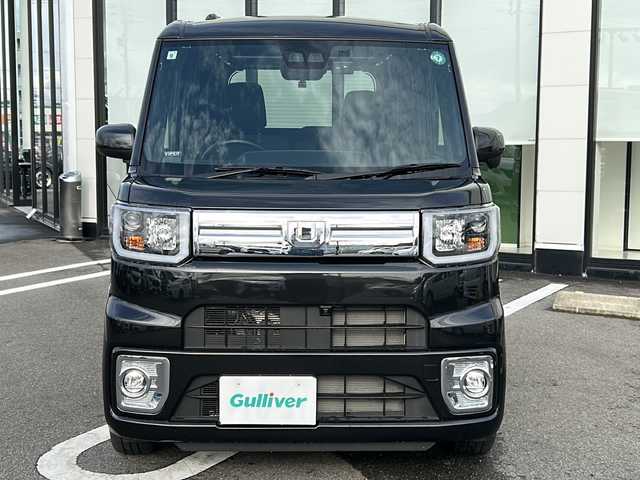 ダイハツ ウェイク G ターボ リミテッド SAⅢ 岐阜県 2019(令1)年 0.6万km ブラックマイカメタリック 登録時5852km/社外8インチナビ/フルセグテレビ/Bluetooth/サイドアンダーミラー/全方位カメラ/両側パワースライドドア/純正アルミホイール/コーナーセンサー/シートヒーター/プッシュスタート/スマートキー/革巻きステアリング/ドアバイザー