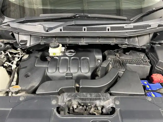 日産 エルグランド 250ハイウェイスター 佐賀県 2014(平26)年 7.2万km ファントムブラック 純正8インチナビ/フルセグTV/CD/DVD/アルパイン製10インチフリップダウンモニター/全方位カメラ/クルーズコントロール/横滑り防止装置/コーナーセンサー/オートライト/LEDヘッドライト/フォグライト/ビルトインETC/前方ドライブレコーダー/両側パワースライドドア/オットマン/ハーフレザーシート/ISOFIX対応シート/社外フロアマット/純正18インチアルミホイール/プッシュスタート/スマートキー/スペアキー×１