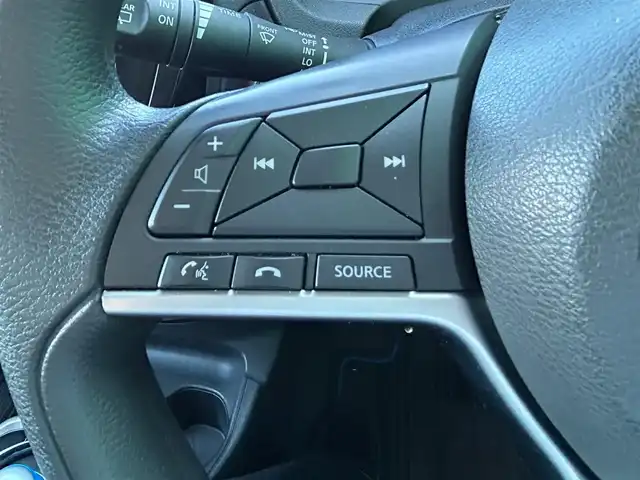 日産 ノート e－パワー X Vセレクション 宮城県 2019(令1)年 5.2万km スーパーブラック インテリジェントクルーズコントロールセット/・インテリジェントクルーズコントロール/・車線逸脱防止支援システム/＝＝＝/インテリジェントエマージェンシーブレーキ/車線逸脱警報/踏み間違い衝突防止アシスト/コーナーセンサー/ハイビームアシスト/インテリジェントルームミラー/インテリジェントアラウンドビューモニター/純正ナビ（MM319D-W）/・CD/DVD/・Bluetooth/・フルセグTV/ETC/ドライブレコーダー/LEDヘッドランプ/フォグランプ/オートライト/スマートキー＆プッシュスタート/スペアキー/電動格納ミラー/純正15インチAW/純正フロアマット/Wエアバッグ