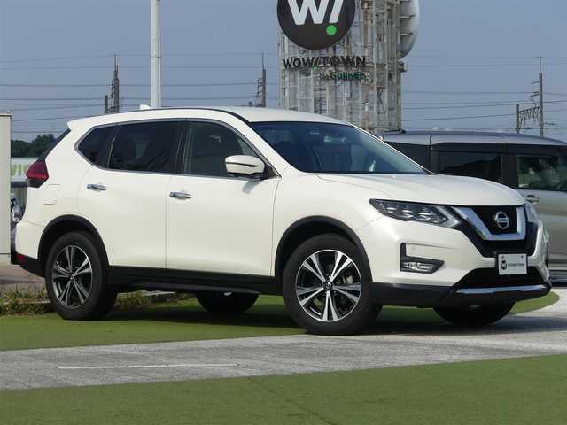 日産 エクストレイル 20Xi 千葉県 2019(令1)年 3.5万km ブリリアントホワイトパール エマージェンシーブレーキ/プロパイロット/インテリジェントクルーズコントロール/インテリジェントルームミラー/パワーバックドア/カブロンシート/各席シートヒーター/純正SDナビ/地デジTV/【DVD/CD再生機能　Bluetooth接続】/アラウンドビューモニター/ETC/LEDヘッドライト/フォグライト/ウインカーミラー/コーナーセンサー/純正18インチアルミホイル/インテリジェントキー