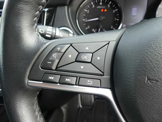 日産 エクストレイル 20Xi 千葉県 2019(令1)年 3.5万km ブリリアントホワイトパール エマージェンシーブレーキ/プロパイロット/インテリジェントクルーズコントロール/インテリジェントルームミラー/パワーバックドア/カブロンシート/各席シートヒーター/純正SDナビ/地デジTV/【DVD/CD再生機能　Bluetooth接続】/アラウンドビューモニター/ETC/LEDヘッドライト/フォグライト/ウインカーミラー/コーナーセンサー/純正18インチアルミホイル/インテリジェントキー