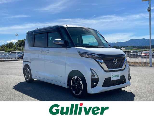 日産 ルークス HWS X プロパイロットED 富山県 2020(令2)年 0.5万km チタニウムグレーM/シルキーホワイト 純正SDナビ（MJ119D-W）/フルセグ/Bluetooth/プロパイロット/エマージェンシーブレーキ/クリアランスソナー/レーダークルーズコントロール/アラウンドビューモニター/両側パワースライドドア/キックモーションセンサー/ドライブレコーダー/ETC/ハーフレザー/アイドリングストップ