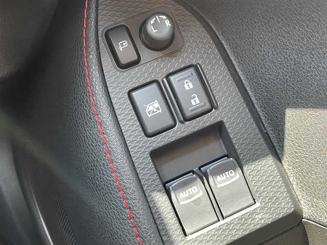 スバル ＢＲＺ S 千葉県 2012(平24)年 2.3万km ギャラクシーブルーシリカ 6MT/BLITZ車高調/社外SDナビ【AVIC-ZH99】/・CD/DVD/MSV/Bluetooth/フルセグTV/バックカメラ/スマートキー/社外テールランプ/純正17インチアルミホイール/純正キセノンヘッドライト/フォグランプ/ETC/本革巻きステアリング/サイド＆カーテンエアバッグ