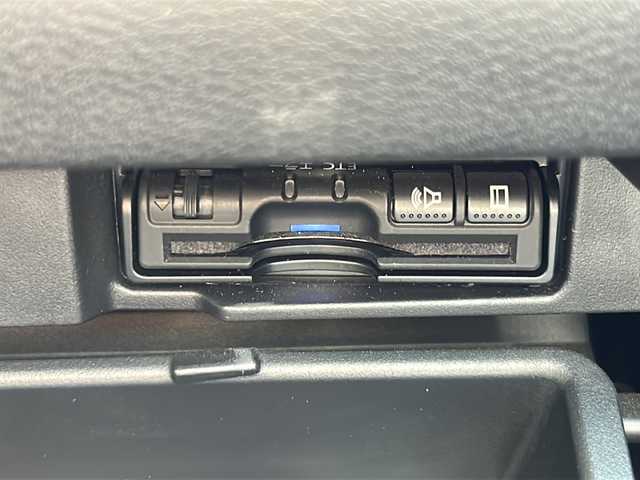 日産 セレナ ハイウェイスター プロパイロットED 岐阜県 2016(平28)年 2.9万km ブリリアントホワイトパール 登録時走行距離28495km/純正９型ナビ　/フルセグＴＶ　/両側パワースライドドア　/プロパイロット/エマージェンシーブレーキ/純正アルミホイール　/純正フロアマット　/前後コーナーセンサー　/フリップダウンモニター　/プッシュスタート　/ウィンカーミラー　/ＬＥＤヘッドライト　/オートライト/ＥＴＣ/ドアバイザー/リアサンシェード/クルーズコントロール/アイドリングストップ/横滑り防止装置