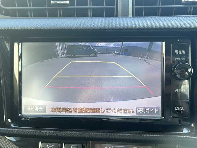 トヨタ アクア G G’s 鳥取県 2015(平27)年 6.5万km ライムホワイトパールクリスタルシャイン 専用17インチアルミホイール/専用チューニングサスペンション/大型フロントグリル/ナビ/フルセグテレビ/AM/FM、CD/DVD/Bluetooth/バックカメラ/クルーズコントロール/ドアバイザー/プッシュスタート/ドアバイザー/ETC