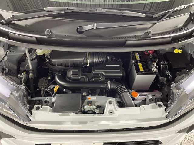 ダイハツ ムーヴ G 神奈川県 2025(令7)年 0.1千km ブラックマイカメタリック/シャイニングホワイトパール 届出済未使用車/9型ディスプレイオーディオ/全方位ビューカメラ/スマートパノラマパーキングパック＆純正ナビ装着用アップグレードパック付/両側電動スライドドア/衝突軽減ブレーキ/パーキングアシスト/アイドリングストップ/リアセンサー/オートハイビーム/ステアリングスイッチ/置くだけ充電/電子パーキング・オートホールド/プッシュスタート/スマートキー/純正サイドシル・リアスポイラー/純正14インチアルミホイール/取説　保証書/スペアキー