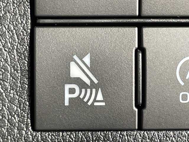 ダイハツ ムーヴ G 神奈川県 2025(令7)年 0.1千km ブラックマイカメタリック/シャイニングホワイトパール 届出済未使用車/9型ディスプレイオーディオ/全方位ビューカメラ/スマートパノラマパーキングパック＆純正ナビ装着用アップグレードパック付/両側電動スライドドア/衝突軽減ブレーキ/パーキングアシスト/アイドリングストップ/リアセンサー/オートハイビーム/ステアリングスイッチ/置くだけ充電/電子パーキング・オートホールド/プッシュスタート/スマートキー/純正サイドシル・リアスポイラー/純正14インチアルミホイール/取説　保証書/スペアキー