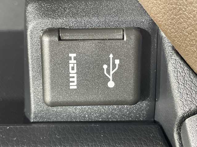 ダイハツ ムーヴ G 神奈川県 2025(令7)年 0.1千km ブラックマイカメタリック/シャイニングホワイトパール 届出済未使用車/9型ディスプレイオーディオ/全方位ビューカメラ/スマートパノラマパーキングパック＆純正ナビ装着用アップグレードパック付/両側電動スライドドア/衝突軽減ブレーキ/パーキングアシスト/アイドリングストップ/リアセンサー/オートハイビーム/ステアリングスイッチ/置くだけ充電/電子パーキング・オートホールド/プッシュスタート/スマートキー/純正サイドシル・リアスポイラー/純正14インチアルミホイール/取説　保証書/スペアキー