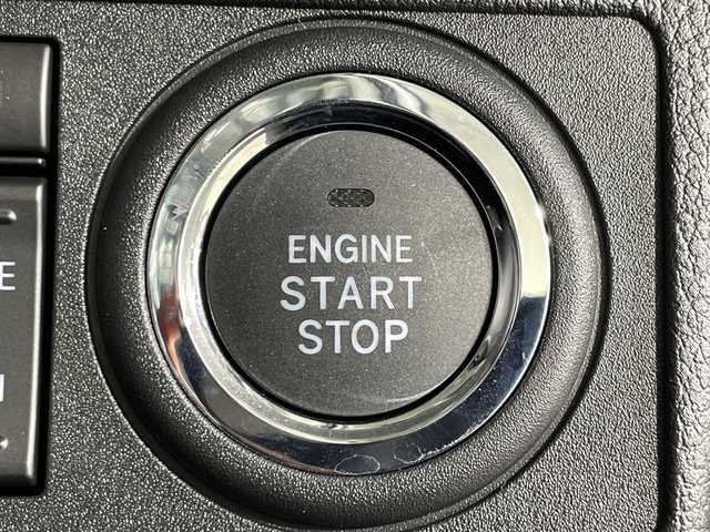 ダイハツ ムーヴ G 神奈川県 2025(令7)年 0.1千km ブラックマイカメタリック/シャイニングホワイトパール 届出済未使用車/9型ディスプレイオーディオ/全方位ビューカメラ/スマートパノラマパーキングパック＆純正ナビ装着用アップグレードパック付/両側電動スライドドア/衝突軽減ブレーキ/パーキングアシスト/アイドリングストップ/リアセンサー/オートハイビーム/ステアリングスイッチ/置くだけ充電/電子パーキング・オートホールド/プッシュスタート/スマートキー/純正サイドシル・リアスポイラー/純正14インチアルミホイール/取説　保証書/スペアキー