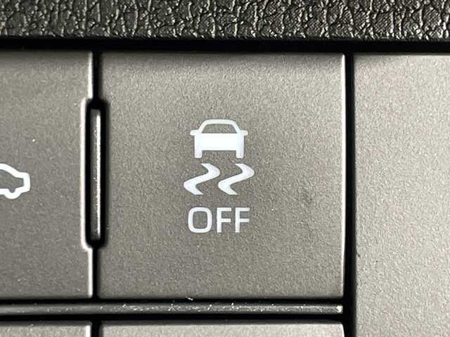 ダイハツ ムーヴ G 神奈川県 2025(令7)年 0.1千km ブラックマイカメタリック/シャイニングホワイトパール 届出済未使用車/9型ディスプレイオーディオ/全方位ビューカメラ/スマートパノラマパーキングパック＆純正ナビ装着用アップグレードパック付/両側電動スライドドア/衝突軽減ブレーキ/パーキングアシスト/アイドリングストップ/リアセンサー/オートハイビーム/ステアリングスイッチ/置くだけ充電/電子パーキング・オートホールド/プッシュスタート/スマートキー/純正サイドシル・リアスポイラー/純正14インチアルミホイール/取説　保証書/スペアキー