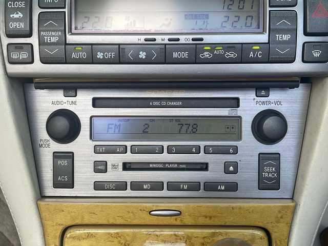 トヨタ ソアラ 430SCV 愛知県 2001(平13)年 11万km ホワイトパールクリスタルシャイン 電動オープン/キーレス/純正ナビ/アナログTV・CD・MD・FM・AM/クルーズコントロール/前席シートヒーター/前席パワーシート/前席シートメモリー機能付きパワーシート/社外19インチアルミホイール/ブレンボブレーキキャリパー/ETC/前方ドライブレコーダー（ユピテル）/木目調パネル/木目調コンビステアリング/木目調シフトノブ/トラクションコントロール/ビークルスタビリティコントロール/オートライト/電格ミラー/純正フロアマット/アクセサリーソケット/保証書/ディーラー点検整備記録簿(R4・R6)