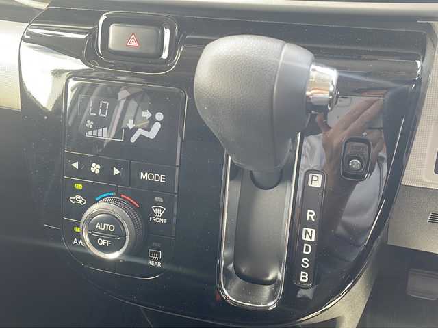 ダイハツ ムーヴ キャンバス G ブラックインテリア リミテッド SAⅢ 長野県 2020(令2)年 3.6万km パールホワイトⅢ/ナチュラルベージュマイカメタリック 2トーン 純正ナビ/（ＮＭＺＫ－Ｗ７００D）/BluetoothAudio/ステアリングスイッチ/DVD再生可能/全周囲カメラ/フルセグTV/バックカメラ/両側電動スライドドア/オートマチックハイビーム/アイドリングストップ/衝突軽減ブレーキ/LEDヘッドライト/プッシュスタート/フォグランプ/スマートキー/横滑り防止/オートライト/スペアキー