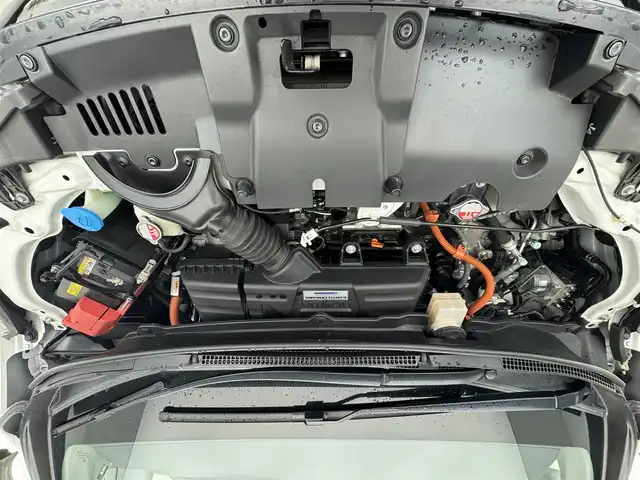 ホンダ ステップワゴン 滋賀県 2020(令2)年 6万km プラチナホワイトパール 純正10インチナビ/【Bluetooth/CD/DVD/フルセグTV/USB/HDMI】/純正フリップダウンモニター/ホンダセンシング/・衝突軽減ブレーキ〈CMBS〉/・誤発進抑制機能/・歩行者事故低減ステアリング/・路外逸脱抑制機能/・渋滞追従機能付アダプティブクルーズコントロール/・LKAS〈車線維持支援システム〉/・先行車発進お知らせ機能/・標識認識機能/両側パワースライドドア/ハーフレザーシート/D/Nシートヒーター/LEDヘッドライト/ビルトインETC2.0/電動パーキングブレーキ/オートブレーキホールド/プッシュスタート/スマートキー/ステアリングリモコン