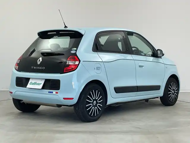 ルノー トゥインゴ ゼン 新潟県 2017(平29)年 6.1万km ライトブルー ワンオーナー/純正カーオーディオ/ステアリングスイッチ/冬タイヤ積載/純正フロアマット/電格ミラー/フロントフォグライト/取扱説明書/保証書/整備記録簿