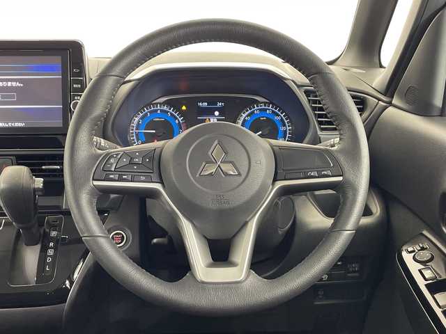 三菱 ｅＫクロススペース G プラスエディション 栃木県 2022(令4)年 1.8万km パープル 純正9インチナビ/（CD/DVD/フルセグTV/Bluetooth/iPod）/全方位カメラ/前後ドライブレコーダー/両側パワースライドドア/前席シートヒーター/禁煙車/オートライト/LEDヘッドライト/横滑り防止装置/スマートキー/プッシュスタート/アイドリングストップ/純正15インチアルミホイール/フロアマット