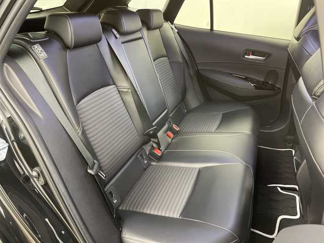 トヨタ カローラツーリング ハイブリッド ダブルバイビー 道央・札幌 2021(令3)年 2.4万km ブラックマイカ ・４WD/ハイブリット/寒冷地仕様/・トヨタセーフティセンス/・レーダークルーズコントロール/・プリクラッシュセーフティ/・ブラインドスポットモニター/・純正9インチディスプレイオーディオ/・Bluetooth.miracast.フルセグ/・バックカメラ /・LEDオートライト/オートハイビーム/・前後ドライブレコーダー/・フロントワイパーデアイサー/・ハーフレザーシート/シートヒーター/・ステアリングヒーター・ミラーヒーター/・エンジンスターター/・ビルトインETC/AC100V