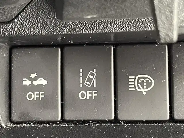 スズキ ジムニー XC 熊本県 2019(平31)年 4.3万km ジャングルグリーン 禁煙車/社外ナビCN-RE05WD（ＣＤ・ＤＶＤ・フルセグ・ＢＴ・ＳＤ・ｉｐｏｄ）/バックカメラ　/前後ドライブレコーダー　/ＥＴＣ　/クルーズコントロール　/前席シートヒーター　/ダウンヒルアシスト　/衝突軽減ブレーキ　/レーンキープアシスト/デュアルセンサーブレーキサポート/横滑り防止/ドアバイザー/ヘッドライトウォッシャー/背面タイヤ/純正フロアマット/純正16インチAW/オートライト/LEDヘッドライト/フォグランプ/スマートキー/プッシュスタート/スペアキー1本/保証書/取扱説明書