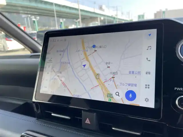 トヨタ ヴォクシー ハイブリッド S－Z 福岡県 2023(令5)年 1.7万km ホワイトパールクリスタルシャイン 純正ディスプレイオーディオナビ(フルセグTV/CD/DVD/BT)バックカメラコーナーセンサー両側パワスラクルコンドラレコETCシートヒーターブレーキホールドUSBHDMI純正フロアマット純正LED純正アルミホイールプッシュスタートスマートキーモデリスタエアロ