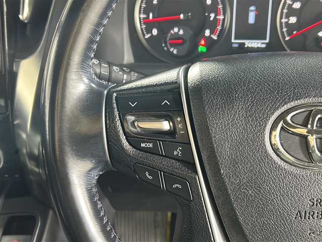 トヨタ ヴェルファイア Z Aエディション ゴールデンアイズ 広島県 2016(平28)年 7.5万km ホワイトパールクリスタルシャイン 禁煙/アルパイン1１インチナビ（EX11V）/・CD/DVD/フルセグTV/Bluetooth/SD/REC/バックカメラ/アルパイン12型フリップダウンモニター（ＰＨＸ12Ｘ-Ｒ-ＨＶ）/両側パワースライドドア/ハーフレザーシート/オットマン/パワーバックドア/ウッドコンビステアリング/ステアリングスイッチ/オートライト/クルーズコントロール/LEDヘッドライト/フォグランプ/ビルトインETC/純正18インチアルミホイール/コーナーセンサー/スマートキー/プッシュスタート/純正フロアマット/ＡＣ１００Ｖ100Ｗ電源