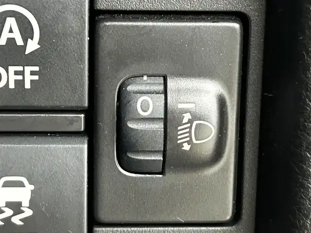 スズキ ハスラー HYBRID G 道央・札幌 2023(令5)年 0.4万km アクティブイエロー/ソフトベージュメタリック ・４WD/・社外ナビ/・バックカメラ/・ETC/・デュアルカメラサポートブレーキ/・アダプティブクルーズコントロール/・レーンキープアシスト/・ダウンヒルアシストコントロール/・前後コーナーセンサー/・オートライト/・ステアリングスイッチ/・ヘッドライトレベライザー/・社外レーダー/・プッシュスタート/・スマートキー/・保証書/・取説