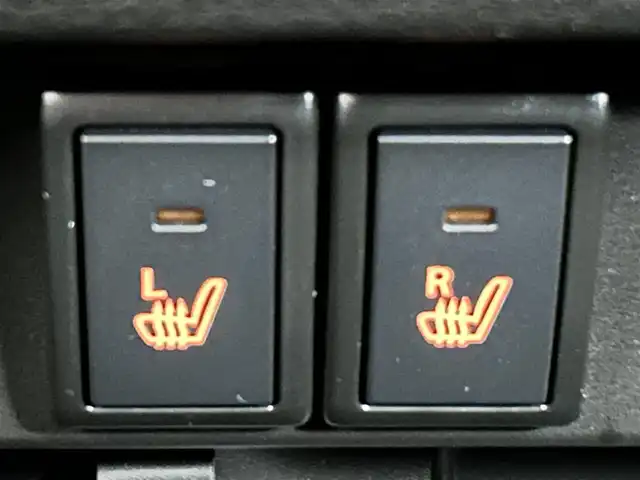 スズキ ハスラー HYBRID G 道央・札幌 2023(令5)年 0.4万km アクティブイエロー/ソフトベージュメタリック ・４WD/・社外ナビ/・バックカメラ/・ETC/・デュアルカメラサポートブレーキ/・アダプティブクルーズコントロール/・レーンキープアシスト/・ダウンヒルアシストコントロール/・前後コーナーセンサー/・オートライト/・ステアリングスイッチ/・ヘッドライトレベライザー/・社外レーダー/・プッシュスタート/・スマートキー/・保証書/・取説