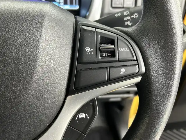 スズキ ハスラー HYBRID G 道央・札幌 2023(令5)年 0.4万km アクティブイエロー/ソフトベージュメタリック ・４WD/・社外ナビ/・バックカメラ/・ETC/・デュアルカメラサポートブレーキ/・アダプティブクルーズコントロール/・レーンキープアシスト/・ダウンヒルアシストコントロール/・前後コーナーセンサー/・オートライト/・ステアリングスイッチ/・ヘッドライトレベライザー/・社外レーダー/・プッシュスタート/・スマートキー/・保証書/・取説