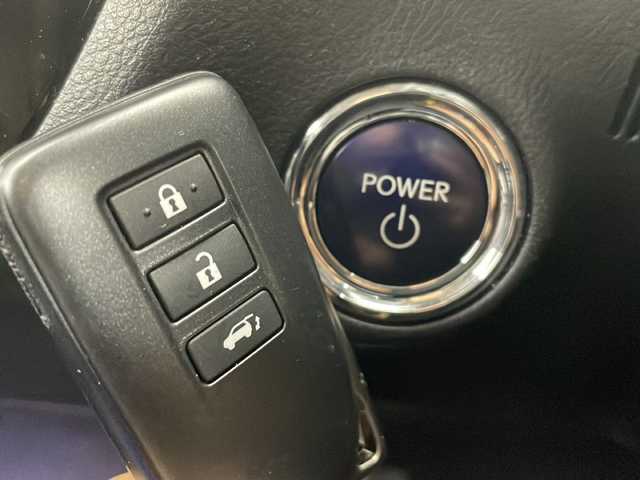 レクサス ＲＸ 450h バージョンL 茨城県 2019(令1)年 3.3万km ディープブルーマイカ 純正ナビ/フルセグTV/全方位カメラ/ETC2.0/追従クルーズコントロール/ドライブレコーダー/HUD/ステアリングヒーター/パワーシート/シートヒーター/シートクーラー/アイドリングストップ/電動リアゲート/純正20インチアルミホイール/LEDヘッドライト/衝突軽減ブレーキ/横滑り防止装置