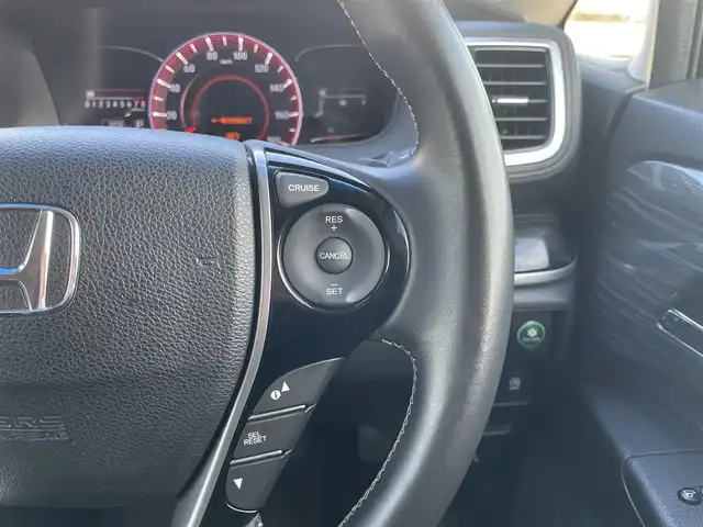 ホンダ オデッセイ アブソルート EX 宮崎県 2014(平26)年 8.2万km プレミアムヴィーナスブラックP 純正ナビ/・Bluetooth・フルセグTV・DVD/全方位カメラ/両側パワースライドドア/ビルトインETC/クルーズコントロール/CTBA/LEDヘッドライト/フォグライト/ブラインドスポットモニター/純正フロアマット/純正18インチアルミホイール/ハーフレザーシート/D席パワーシート/プッシュスタート